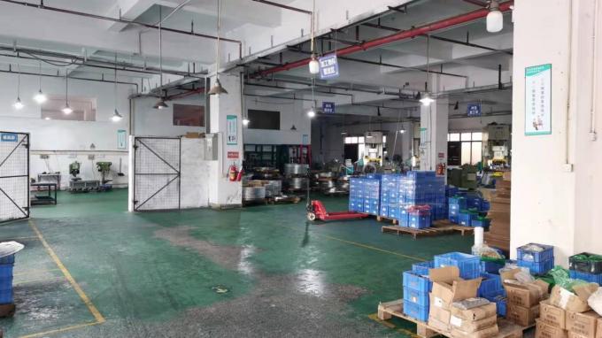 เครื่องตัดแผ่น A4 ขนาด 10 ลิตร ความจุ S606B ผลิตในประเทศจีน 10